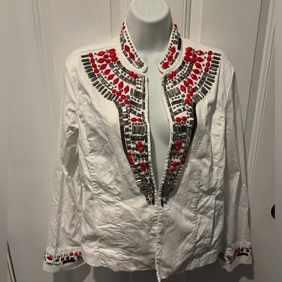 CHICO'S White Jean Studded Jacket NWT- SIZE 1/M - Picture 3 of 8